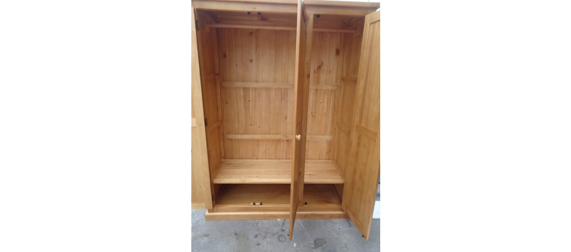 Devon Pine Triple Wardrobe