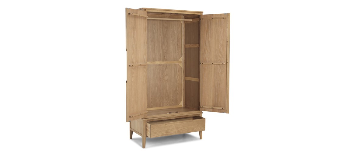 Kutaz Oak Double Wardrobe With Drawer