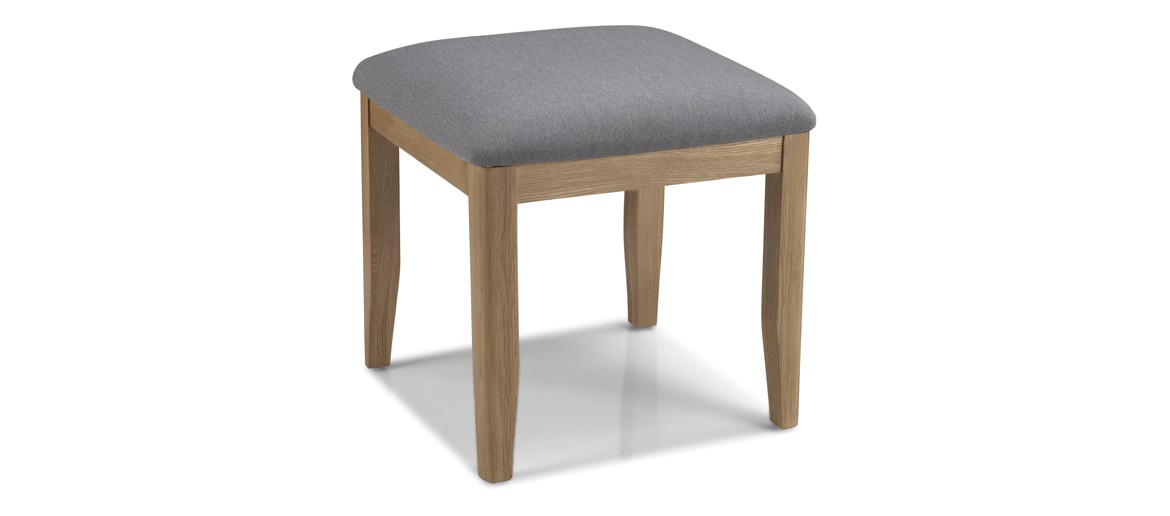 Kutaz Oak Stool