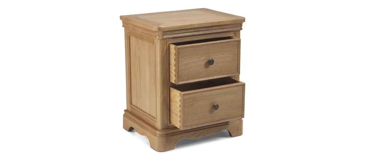 Kilmar Natural Oak Bedroom Bedside Cabinet