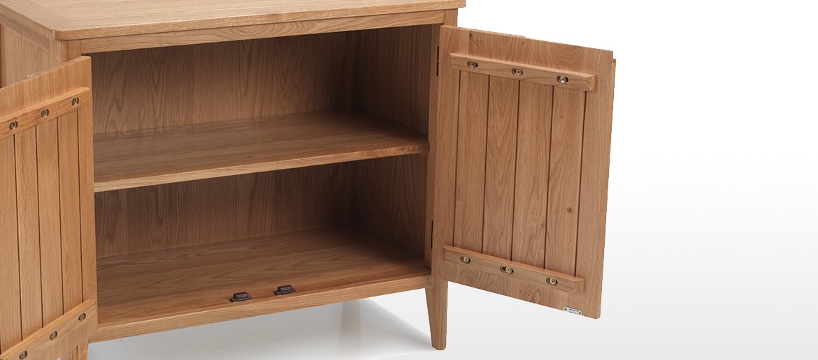 Eklund Oak Small Sideboard with Doors