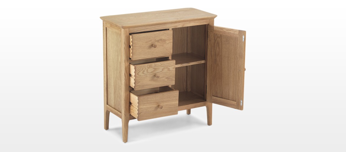 Hayman Oak Hallway Cupboard