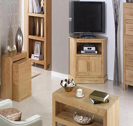 Create your perfect study space using oak furniture